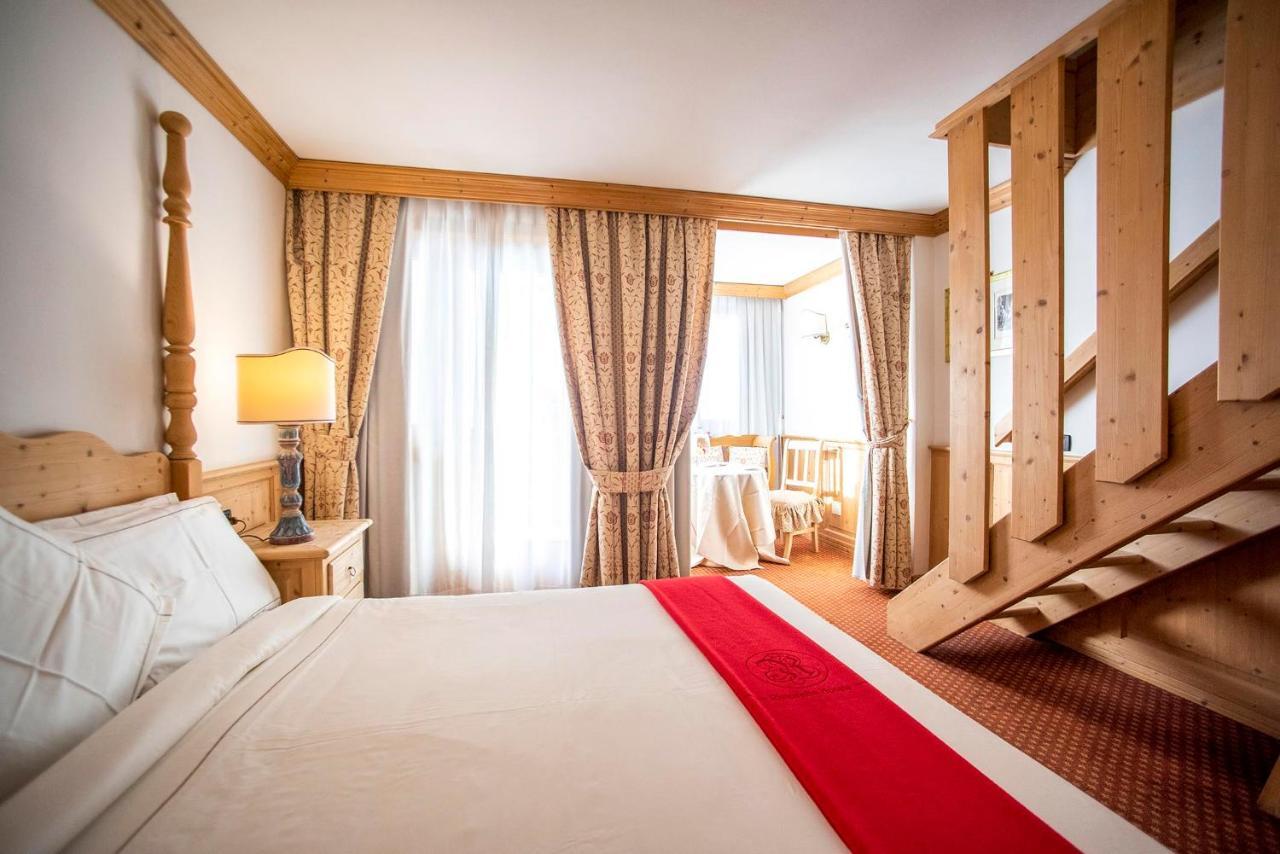 Grifone Hotel 4*